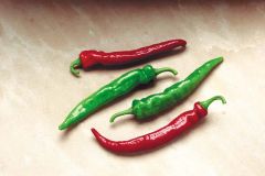 Arapaho (Hybrid Hot Pepper/Cayenne)